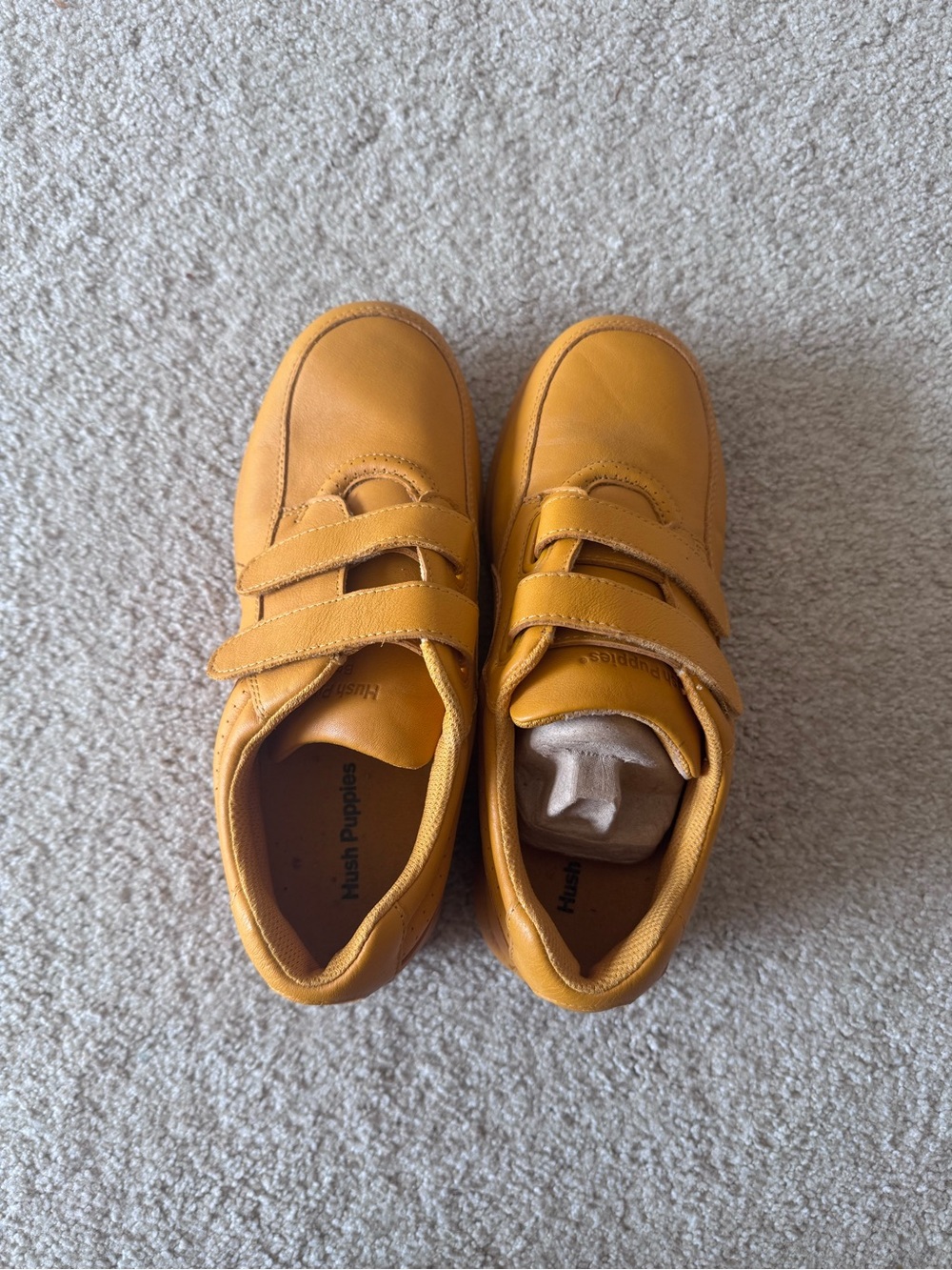 Hush Puppies leather sneakers size 7